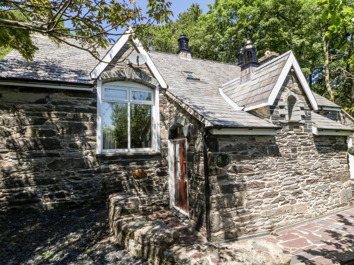 Villa Yr Hen Ysgol, The Old School à Porthmadog Extérieur photo
