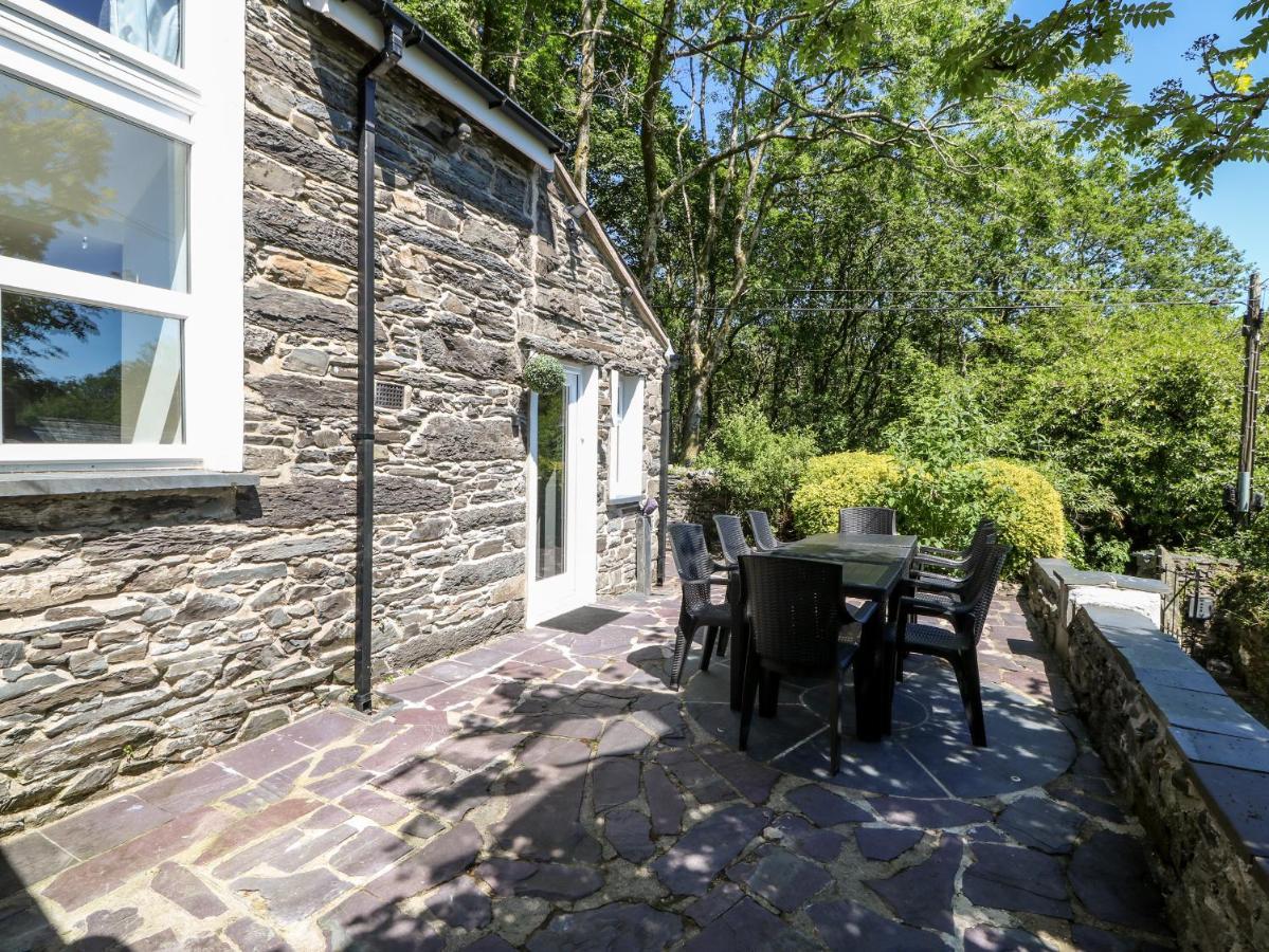Villa Yr Hen Ysgol, The Old School à Porthmadog Extérieur photo