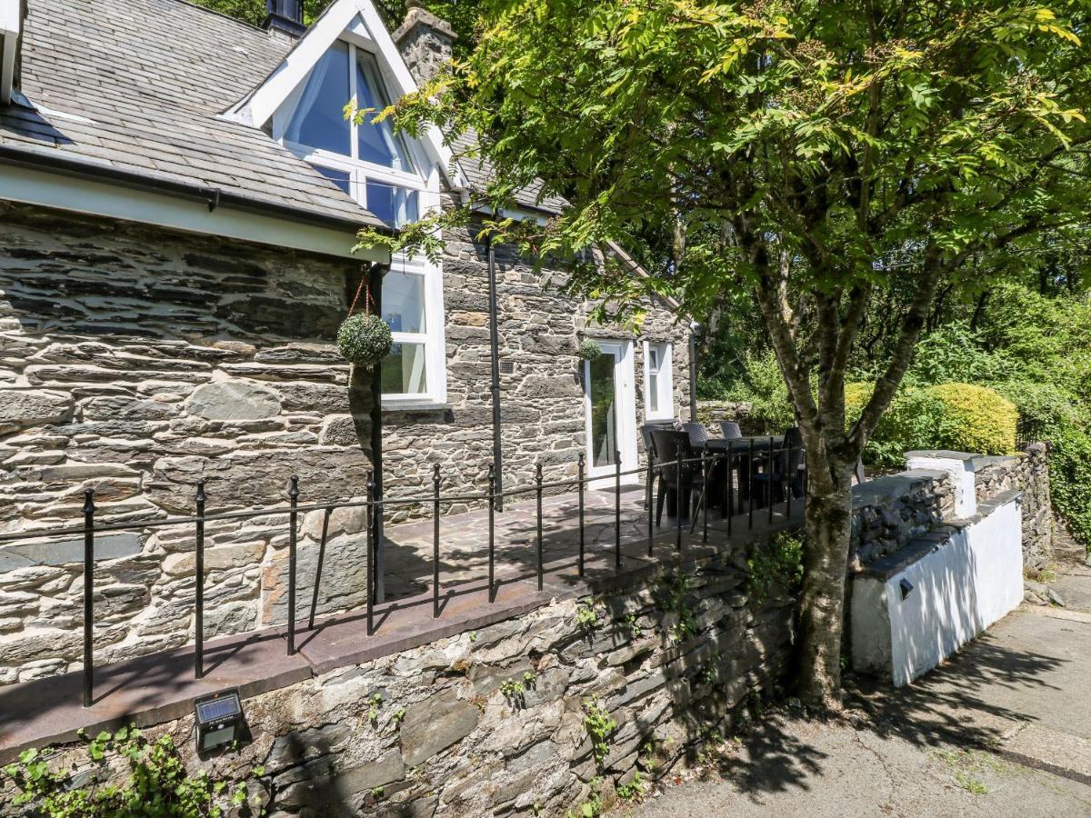 Villa Yr Hen Ysgol, The Old School à Porthmadog Extérieur photo
